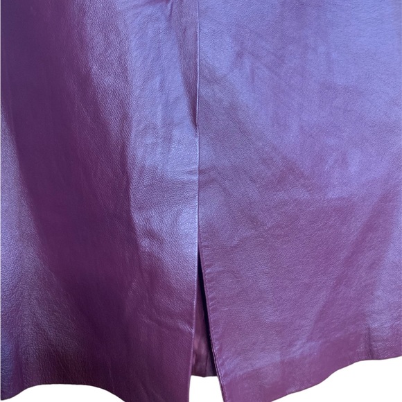 Vintage JL Studios Size 20WP Martin Leather long A Line Skirt, zippered back - Picture 5 of 5